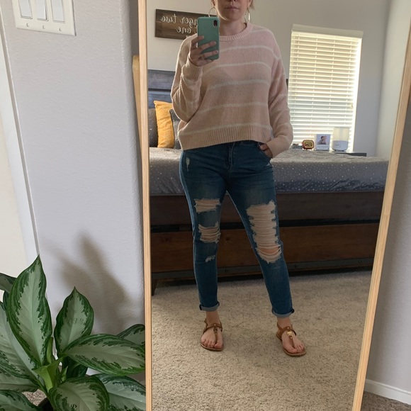 H&M Divided Comfy Striped Soft Pink Sweater - Picture 6 of 6
